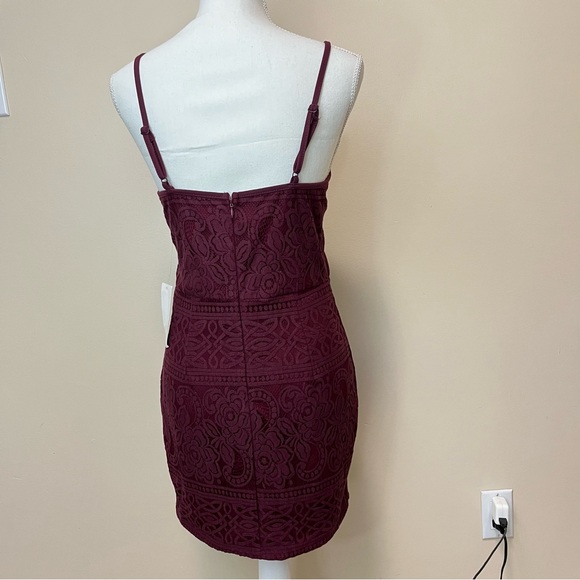 NWT TOBI Out For the Day Plunging Bodycon Mini Dress in Wine - Picture 10 of 16